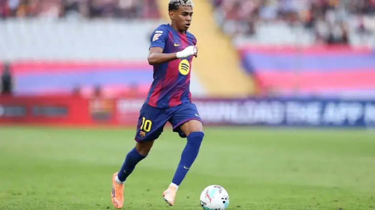 Lamine Yamal balança as redes em jogo da Kings League