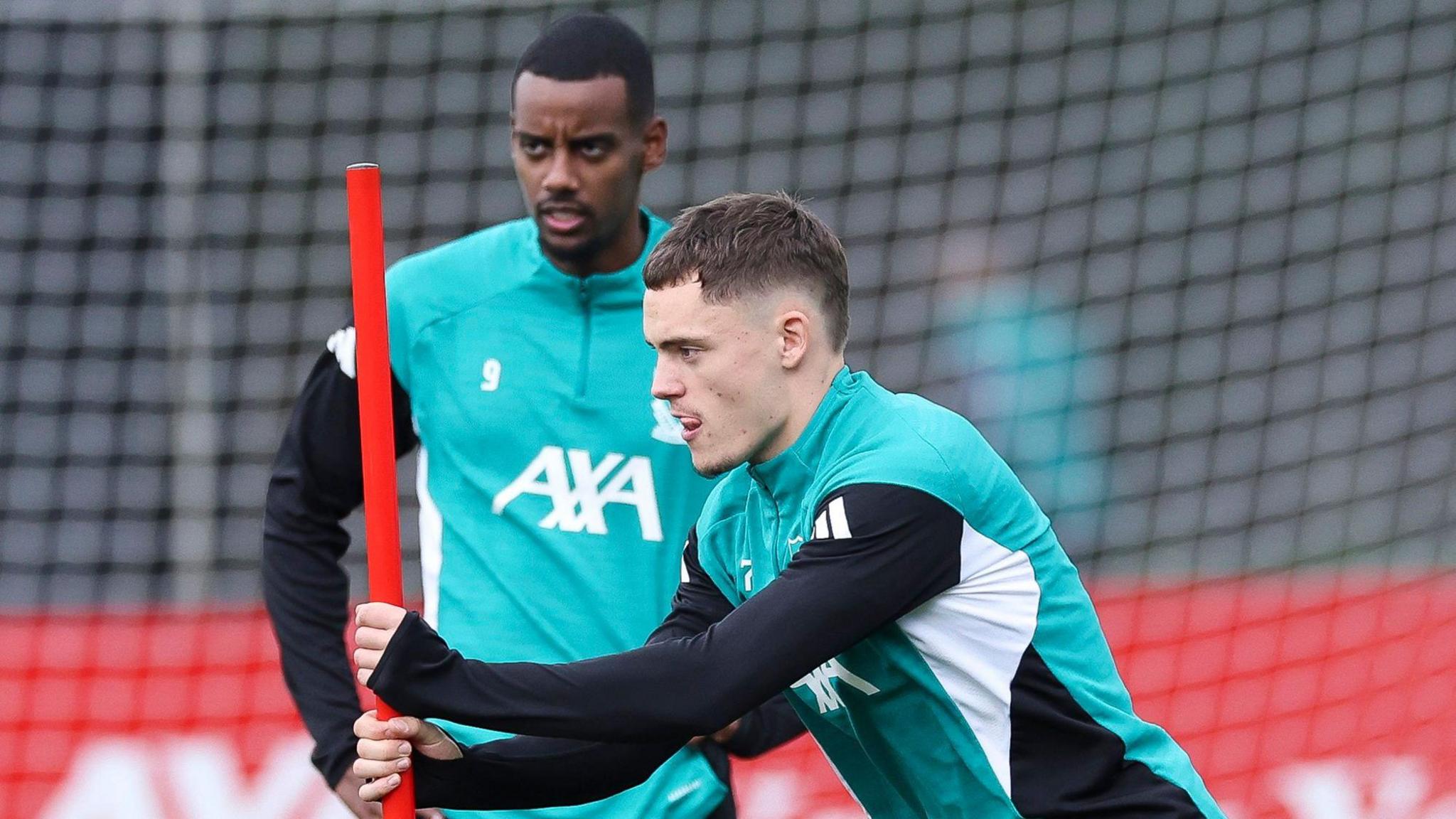 Pressão sobre Arne Slot aumenta após nova goleada sofrida pelo Liverpool - Imagem do artigo original