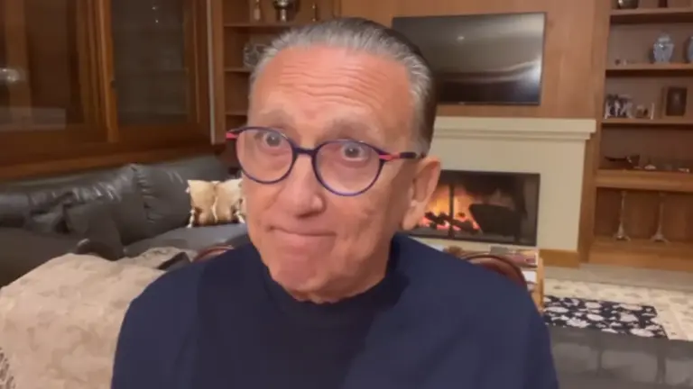 SBT adquire direitos de transmissão da Copa do Mundo em acordo milionário com a Nsports