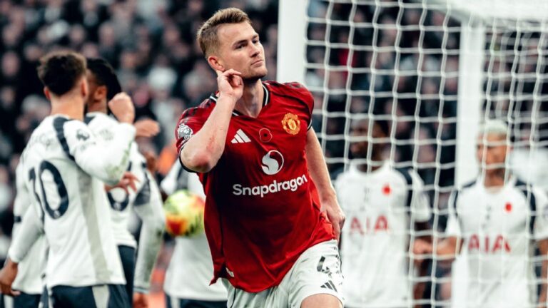 De Ligt marca aos 96 e impede virada do Tottenham sobre o Manchester United