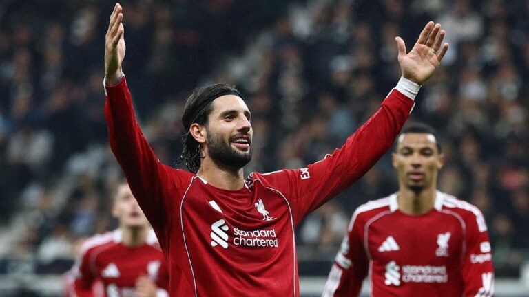 Manchester City e Liverpool medem forças no Etihad em duelo crucial na perseguição ao Arsenal