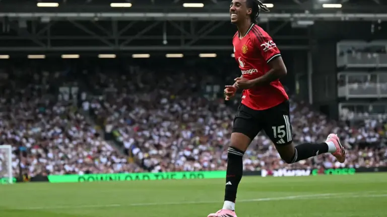 Promessa do Manchester United confirma ter recusado proposta do Real Madrid