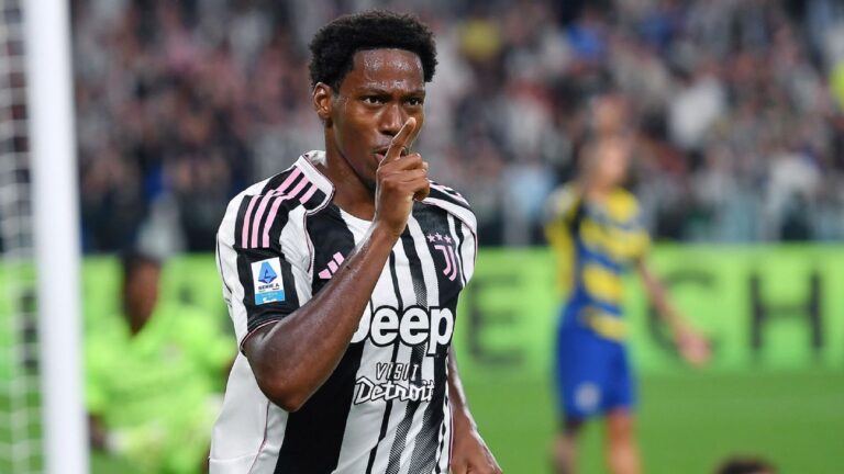 Chelsea e Tottenham acompanham Jonathan David; Spurs têm Iliman Ndiaye como alternativa