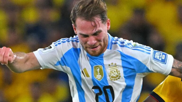 Kevin Mac Allister recebe primeira convocação e se junta a Alexis na seleção argentina