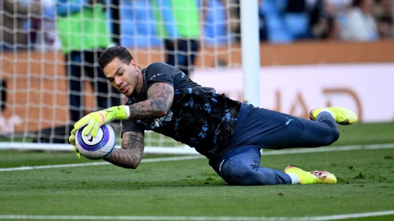 Ederson explica saída do Manchester City e diz voltar a “respirar futebol” no Fenerbahçe