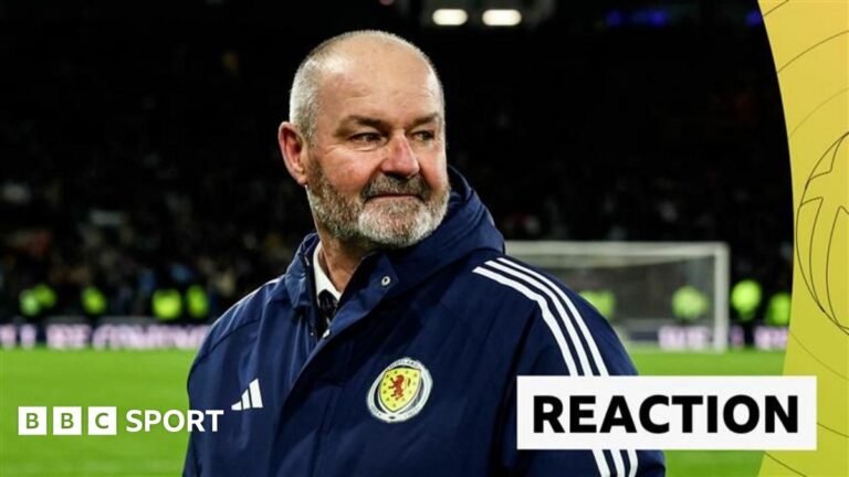 Steve Clarke exalta jogadores após Escócia voltar à Copa do Mundo depois de 28 anos