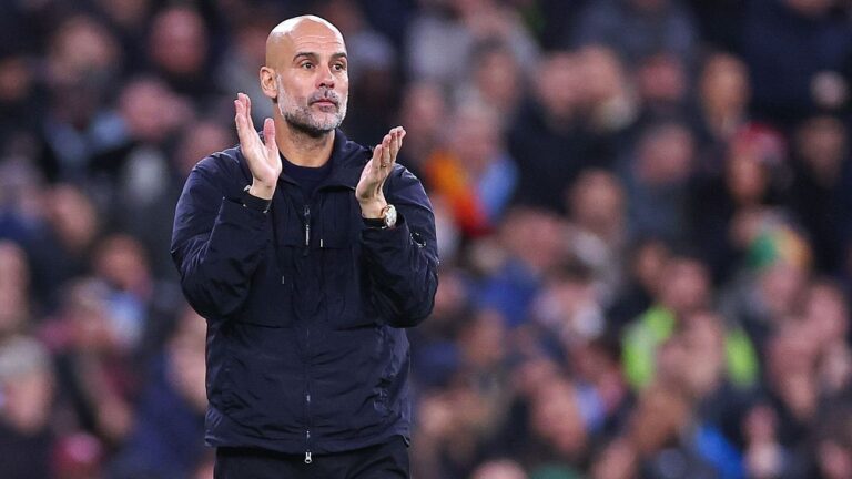 Guardiola aposta em elenco sem lesões para disputar os quatro títulos da temporada