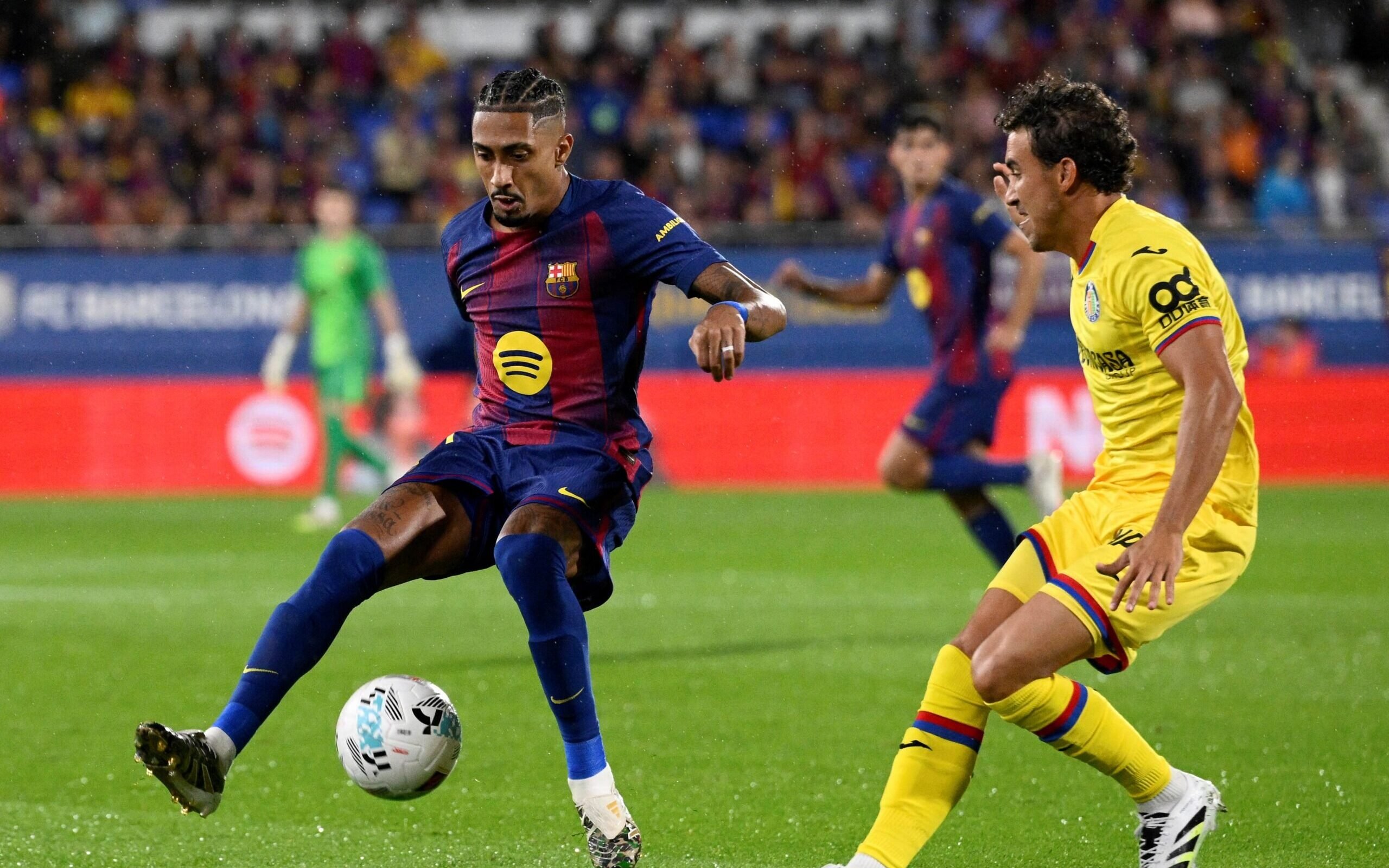 Técnico do Barcelona elogia Raphinha e admite ausência sentida no time - Imagem do artigo original